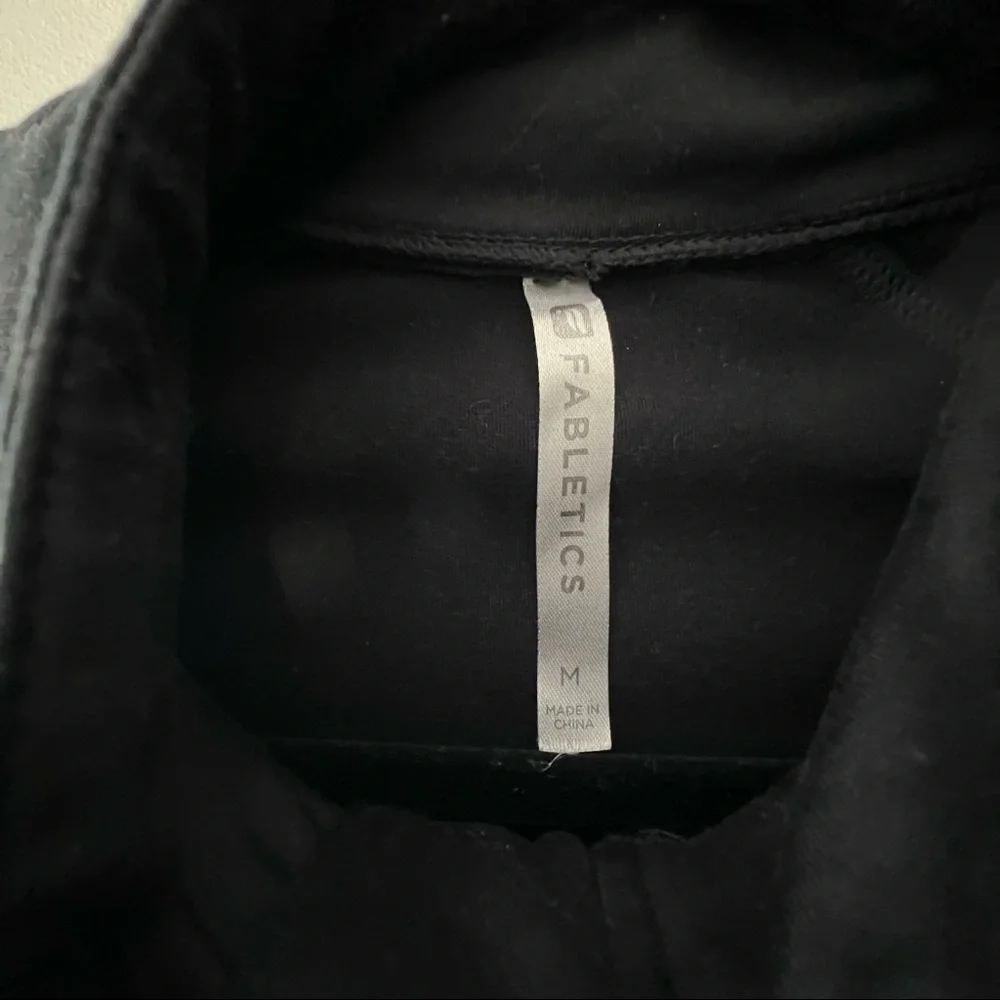 Fabletics Workout Jacket - Picture 4 of 6